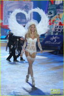 photo 5 in Lindsay Ellingson gallery [id551764] 2012-11-12