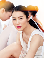 Liu Wen photo #