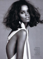 photo 17 in Liya Kebede gallery [id330316] 2011-01-21