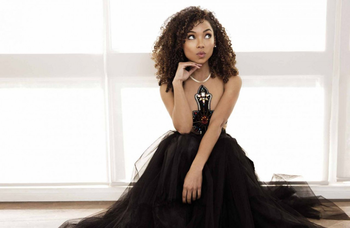 Logan Browning: pic #1026513