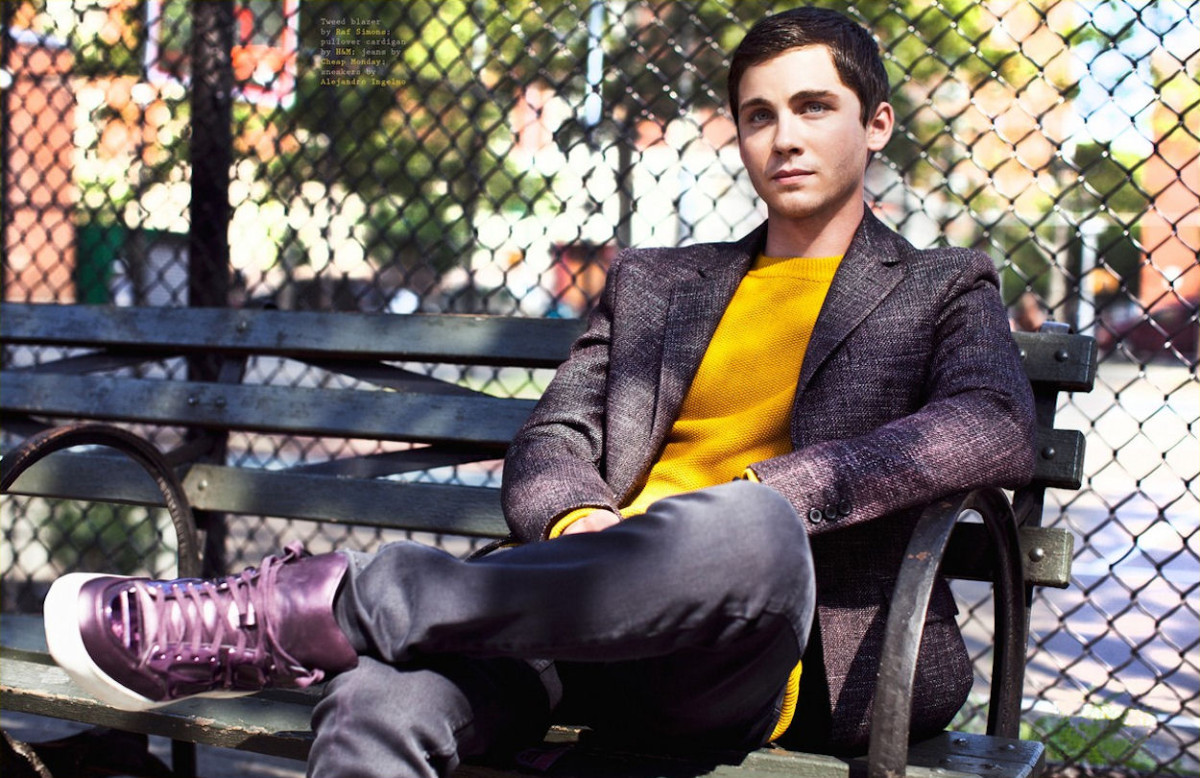 Logan Lerman: pic #553396