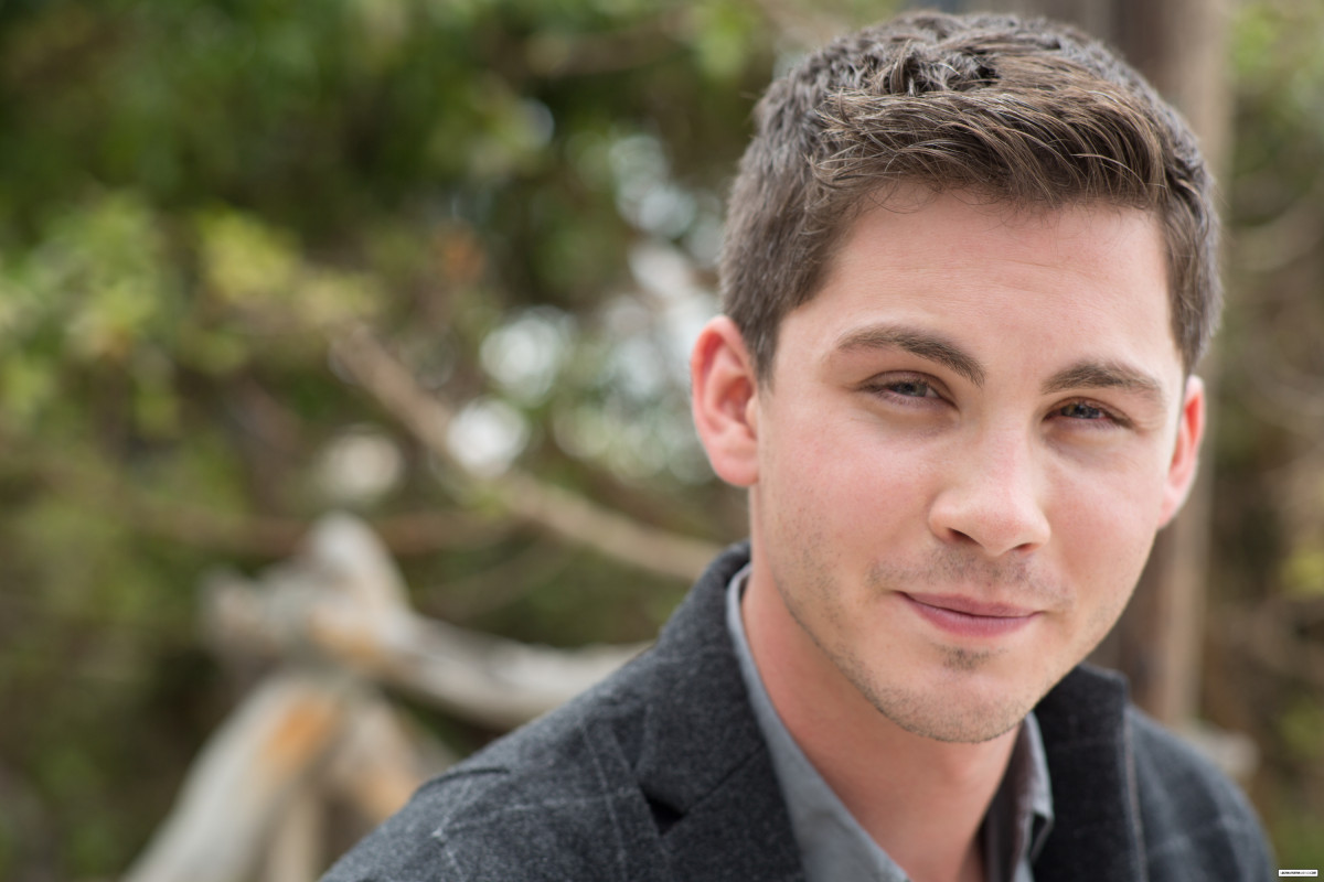 Logan Lerman: pic #737575