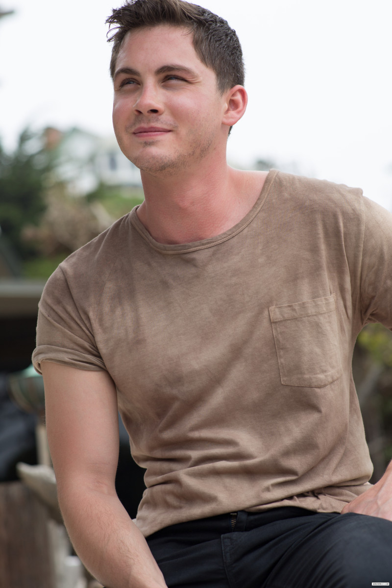 Logan Lerman: pic #737597