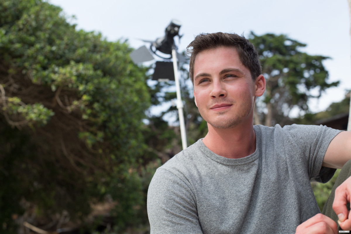 Logan Lerman: pic #737564