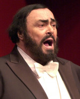 Luciano Pavarotti photo #