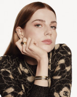 Lucy Boynton photo #