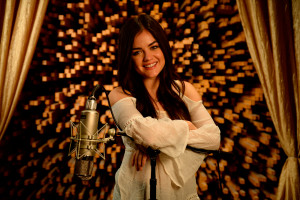 Lucy Hale photo #