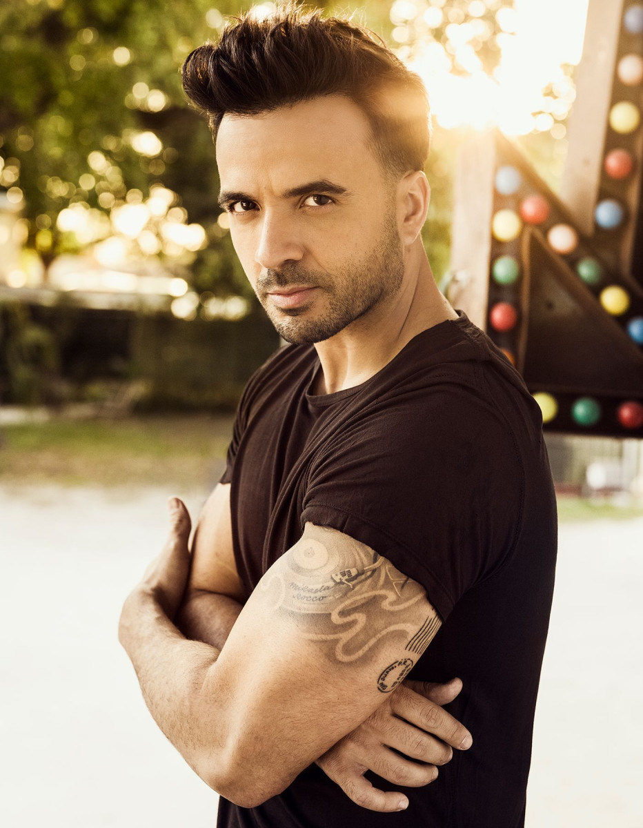 Luis Fonsi: pic #1052007