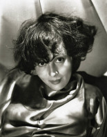 Luise Rainer photo #