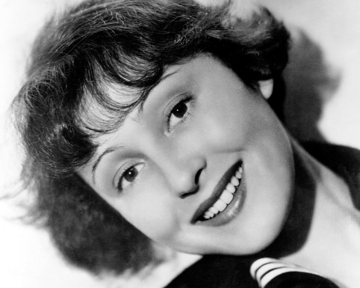 Luise Rainer: pic #242374