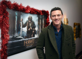 Luke Evans photo #