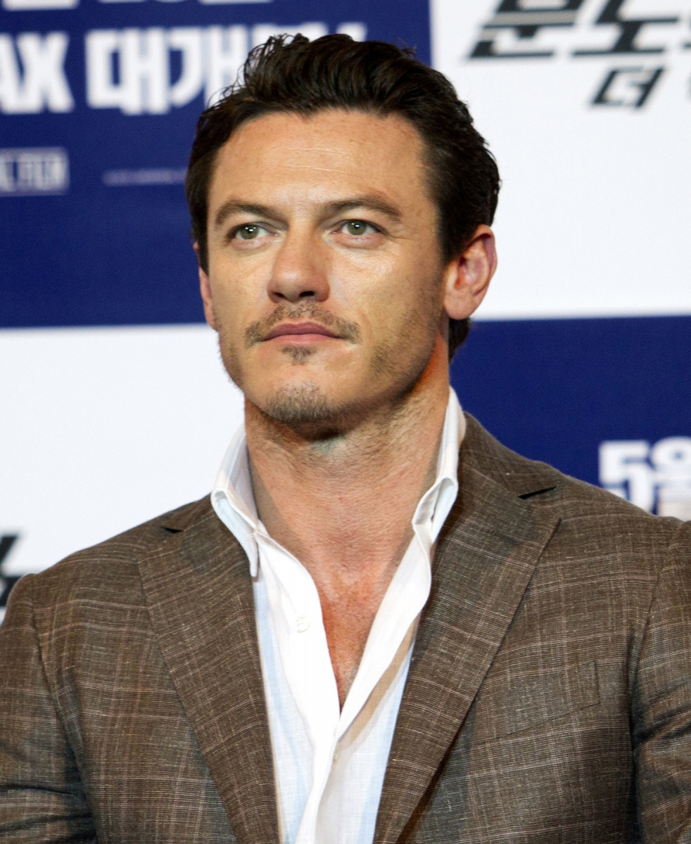 Luke Evans: pic #705625