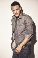 Luke Evans photo #