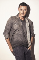 Luke Evans photo #