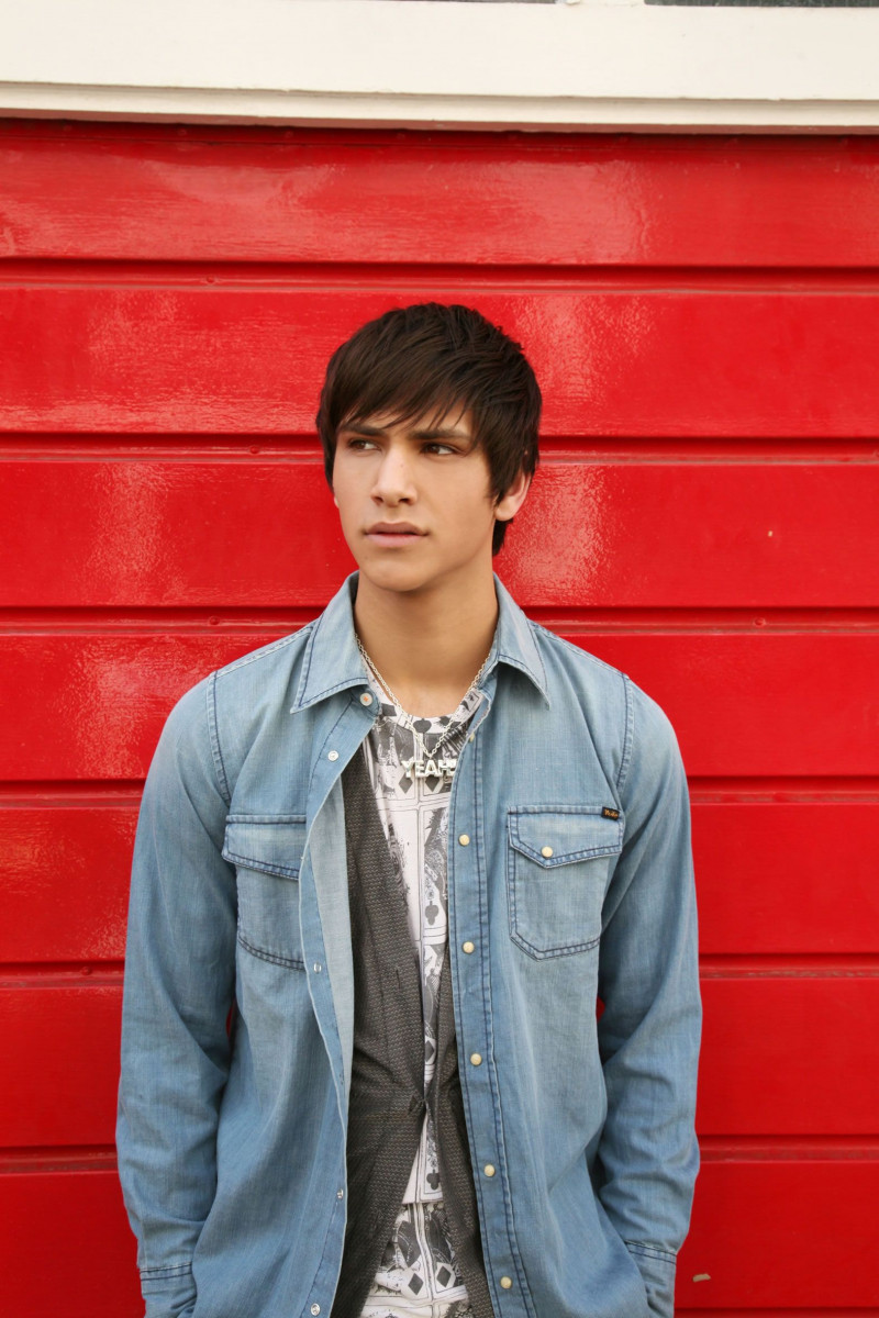 Luke Pasqualino: pic #363713