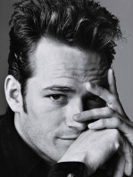 Luke Perry photo #