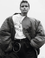 Luna Bijl photo #