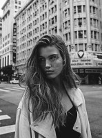 Luna Bijl photo #