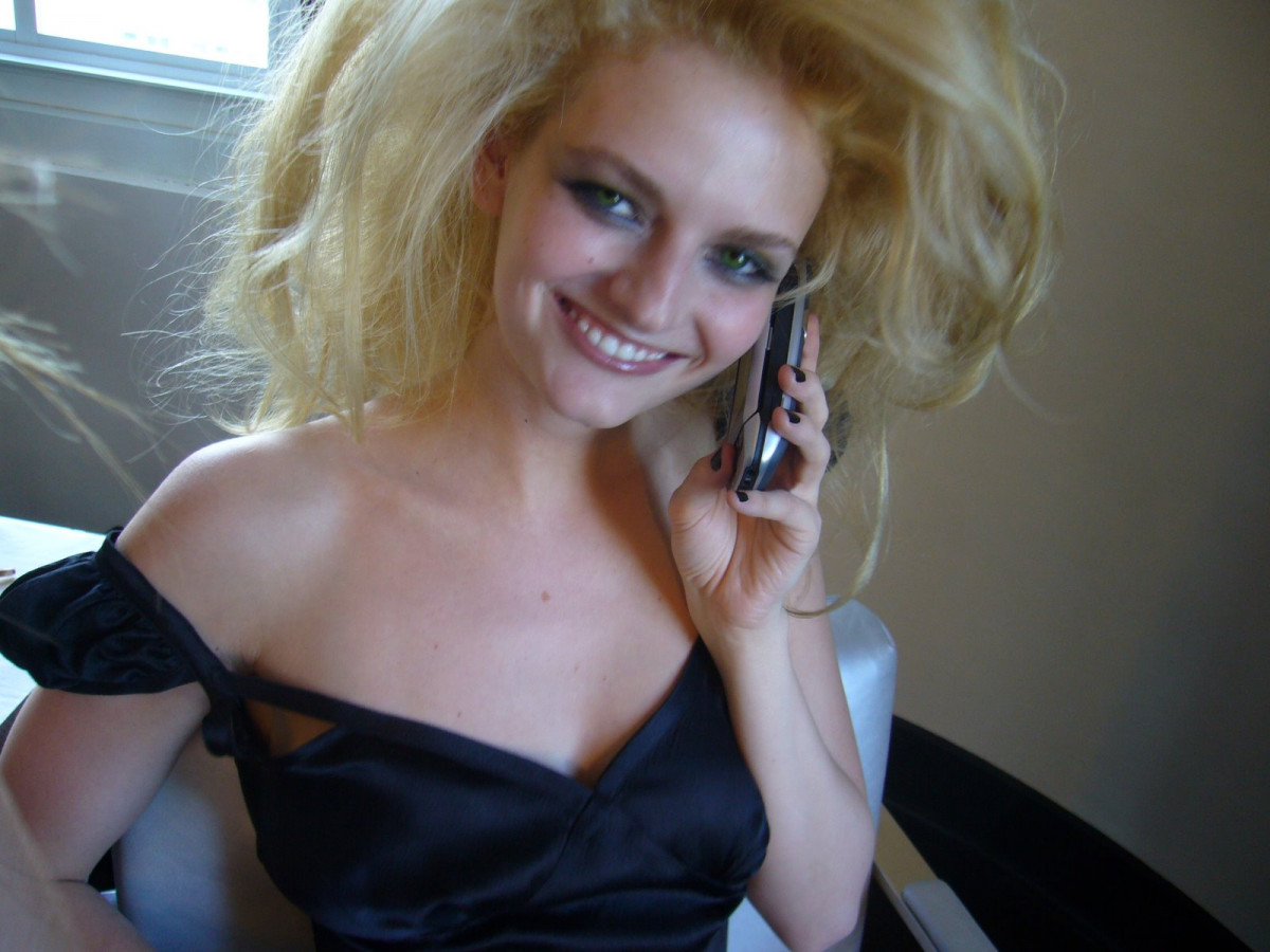 Lydia Hearst: pic #325355