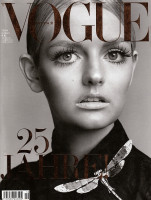 Lydia Hearst photo #