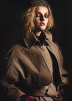 Lydia Hearst photo #