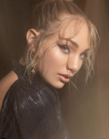 Maddie Ziegler photo #