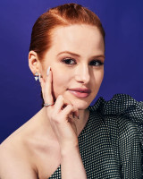 Madelaine Petsch photo #