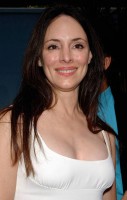 Madeleine Stowe photo #