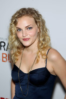 Madeline Brewer photo #