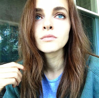 Madeline Brewer photo #