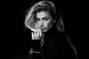 Maggie Rawlins photo #