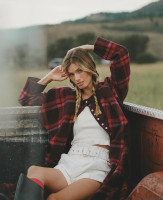 Maggie Rawlins photo #