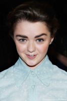 Maisie Williams photo #