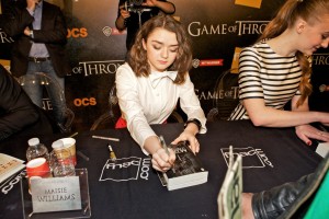 Maisie Williams photo #