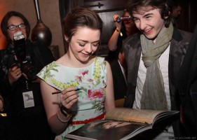 Maisie Williams photo #