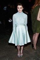 Maisie Williams photo #