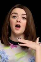 Maisie Williams photo #