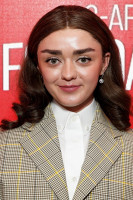 Maisie Williams pic #1351761