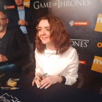 Maisie Williams photo #