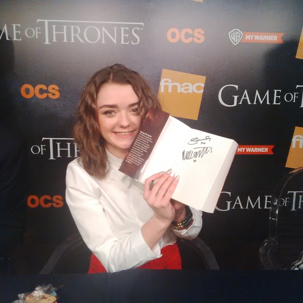 Maisie Williams: pic #709793