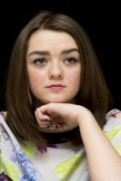 Maisie Williams photo #