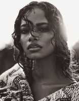 Malaika Firth photo #