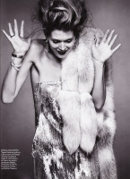 Malgosia Bela photo #