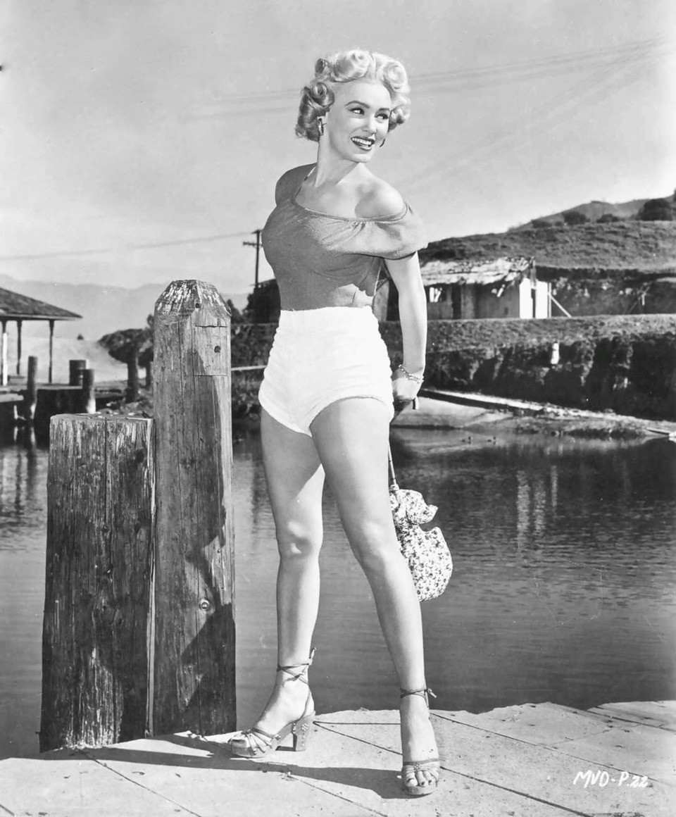 Mamie Van Doren: pic #614757