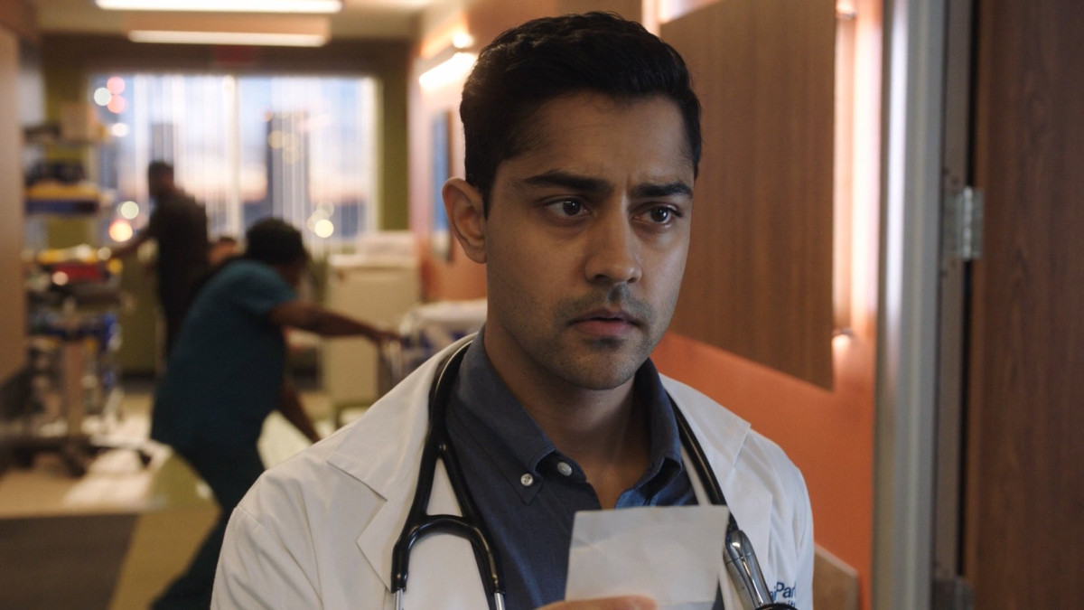 Manish Dayal: pic #1212776