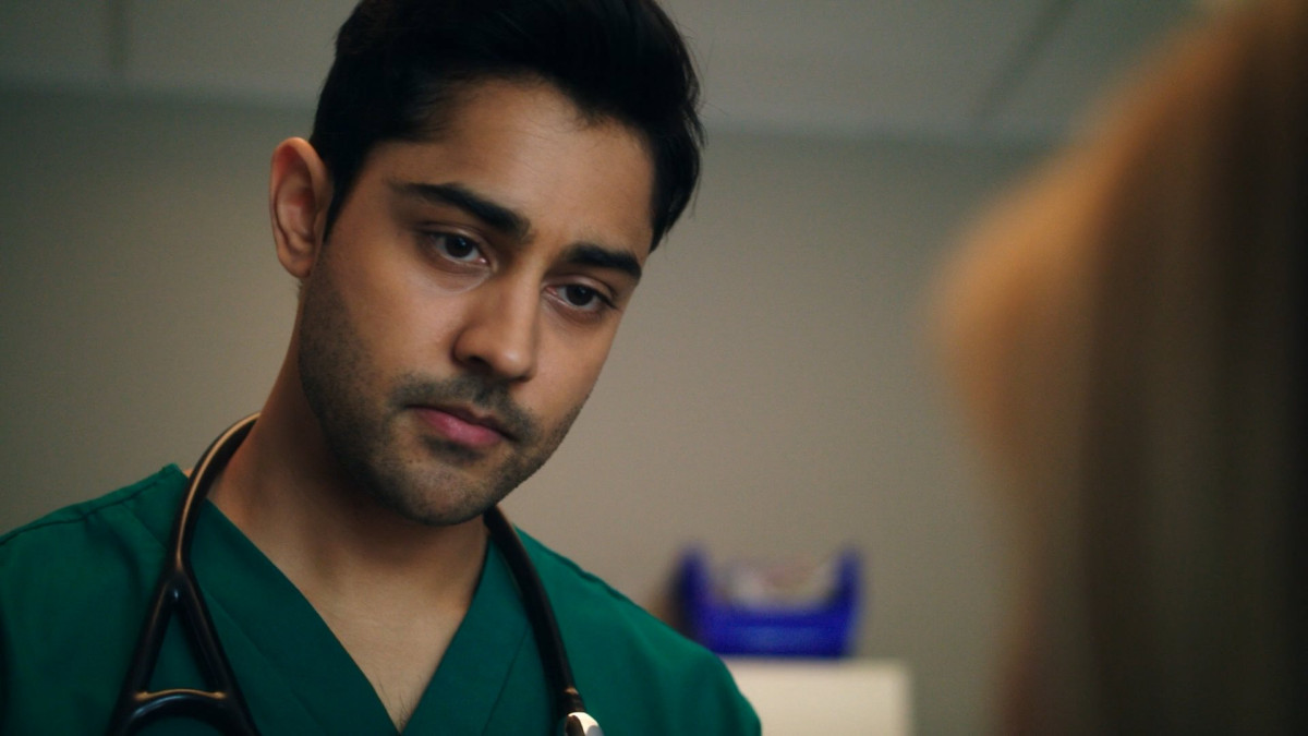 Manish Dayal: pic #1220770