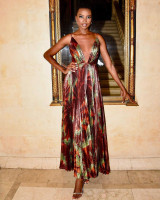 Maria Borges photo #