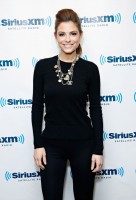 Maria Menounos photo #