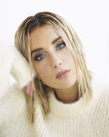 Maria Pedraza photo #