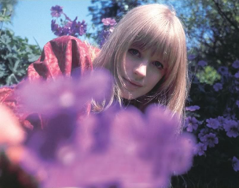 Marianne Faithfull: pic #224487